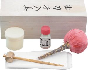 M3058 Miscellaneous Sword Cleaning Kit JL-600 - Wood Box