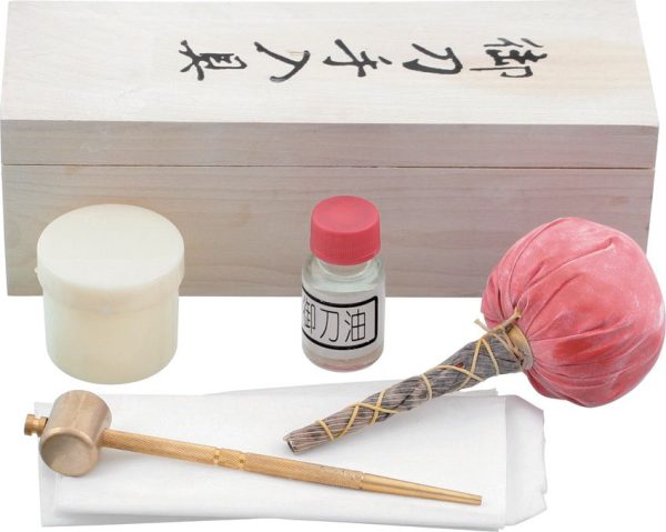 M3058 Miscellaneous Sword Cleaning Kit JL-600 - Wood Box