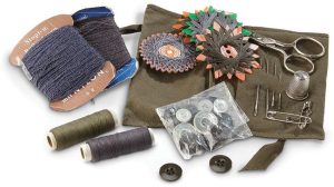 M4672 German Sewing Kit Used - Metal Scissors & Needles