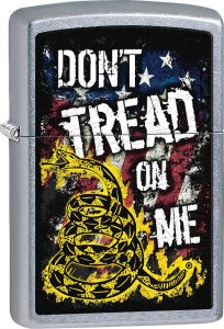 ZO10486 Zippo Don't Tread On Me Lighter - Street Chrome