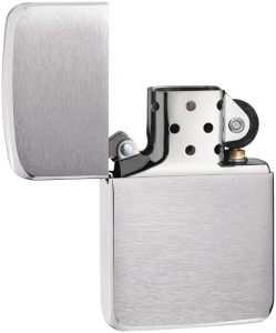 Zippo 1941 Replica Brushed Chrome Lighter