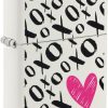 Zippo Hugs and Kisses White Matte Lighter