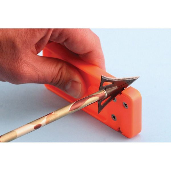 AS13_add_01.jpg AccuSharp Broadhead Sharpener & Wrench - Orange Composite