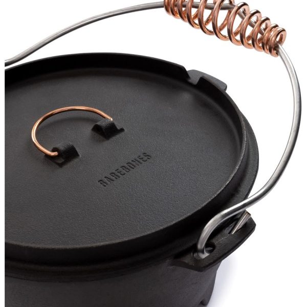 BARE327_add_02.jpg Barebones Living Cast Iron Dutch Oven 4qt - Copper Detail