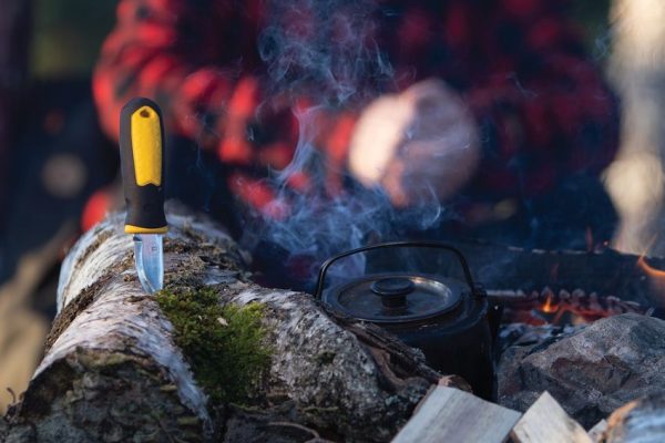 BRU10204_add_02.jpg Brusletto Kongla Fixed Blade Black/Yellow 2.13in