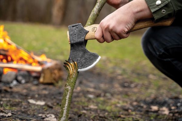 BEAVERCRAFT Bushcraft Splitting Hatchet Forged Carbon Steel