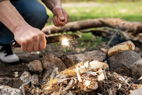 BVRBSH4_add_05.jpg BeaverCraft Dusk 5 inch Black Bushcraft Fixed Blade