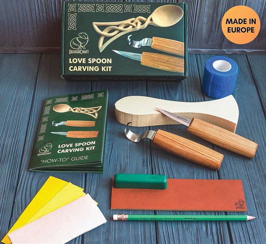 BEAVERCRAFT Celtic Spoon Carving Kit with Tools and Basswood Blank