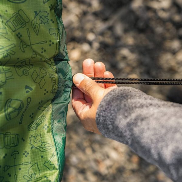 Coghlan's Picnic Table Cover 76x37 Water-Resistant with Bag