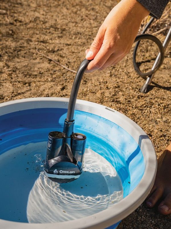 CGN2375_add_05.jpg Coghlan's Portable Shower - USB-C Rechargeable