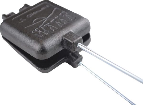 Coghlan's Cast Iron Camp Cooker - Pre-Seasoned