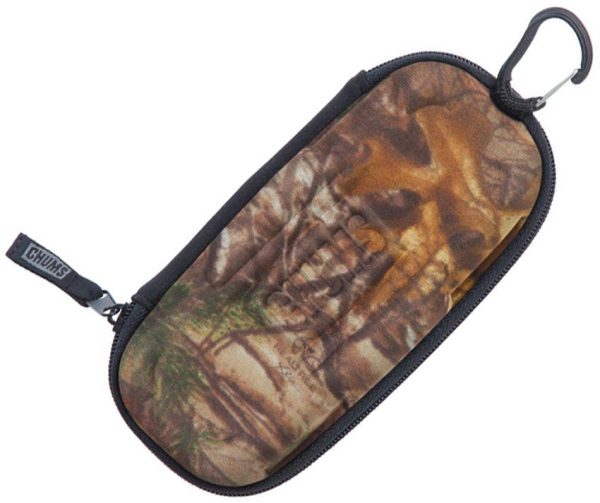 CHM54253.jpg Chums Vault Accessory Case - Realtree Camo