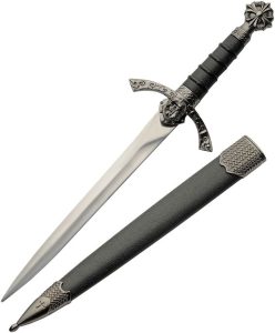 CN211579.jpg China Made Skull Warrior Dagger - 420 Stainless Blade