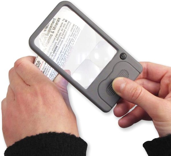 COPM33_add_02.jpg Carson Optics Pocket Magnifier LED - Triple Power