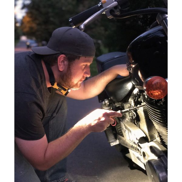 CT7100_add_04.jpg Caterpillar Necklight 200 Lumen Hands-Free