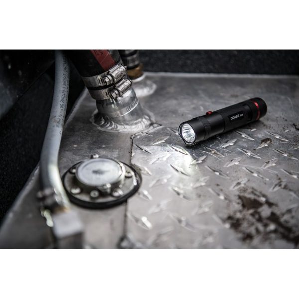 Coast PX20 Dual Color Tactical Flashlight 315 Lumens