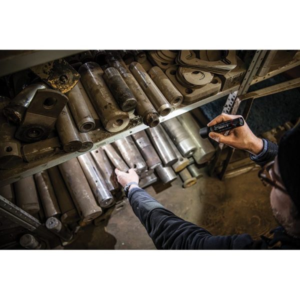 Coast XP9R Rechargeable Tactical Flashlight 1000 Lumens Black