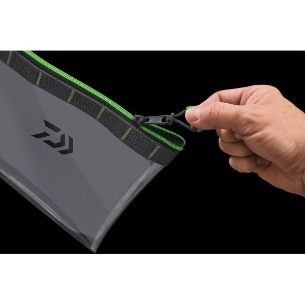 DIADTVOBL_add_01.jpg Daiwa D-Vec Tact Organizing Bag Large - Clear MOLLE Webbing