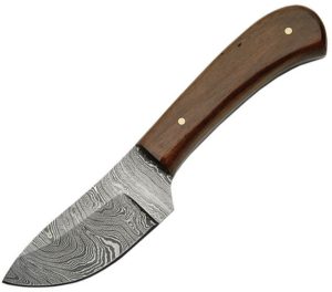 Damascus Skinner 6 inch Walnut Handle Fixed Blade