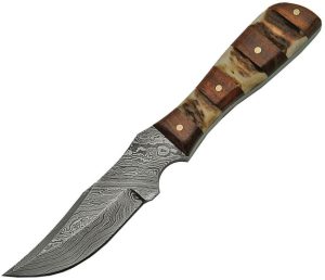DM1109.jpg Damascus Mini Hunter 6.25 inch Stag Bone Handle
