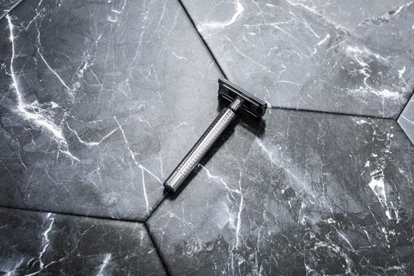 Dovo Primo II Safety Razor - Closed Comb Chrome