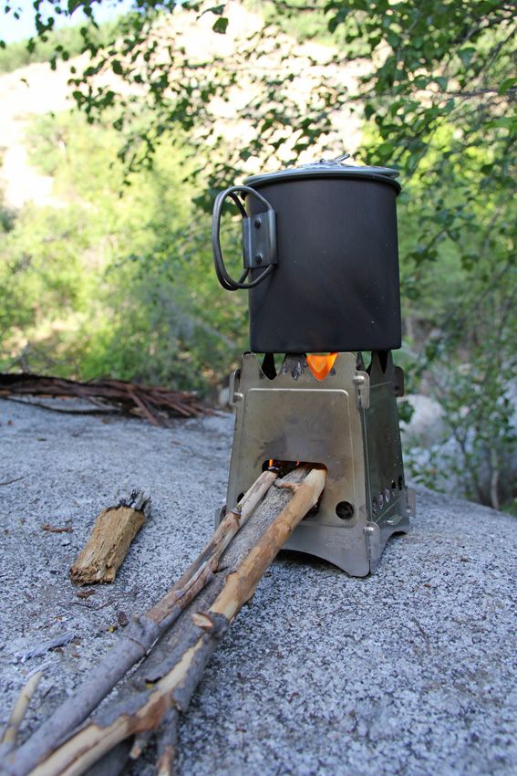 EL02_add_05.jpg EmberLit Ultra-Light Titanium Stove - Wood Burning