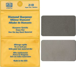 EZL210.jpg Eze-Lap Diamond Wallet Sharpener - Combination Super Fine/Medium
