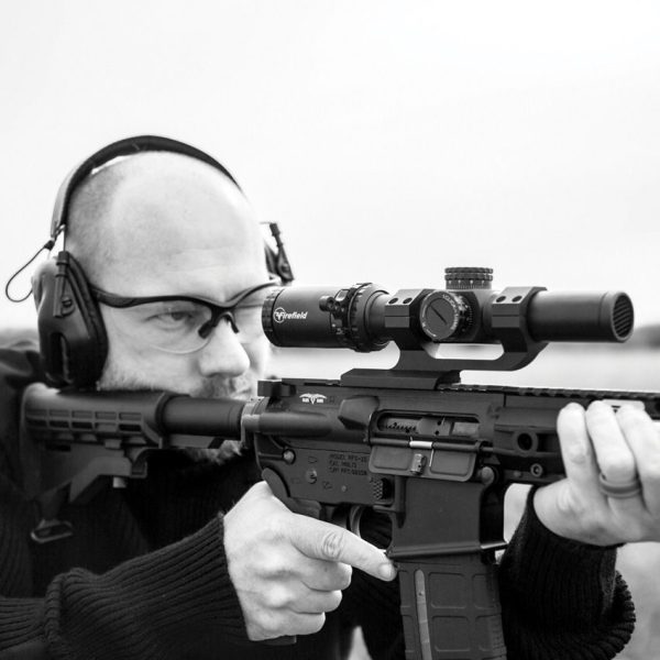 FFD13070K_add_06.jpg Firefield Rapidstrike 1-6x24 Riflescope Red Green Illuminated