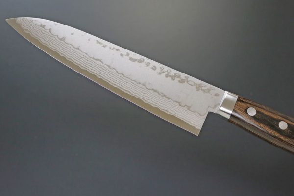 Kanetsune Sairyu Kengata 180mm - Damascus Chef's
