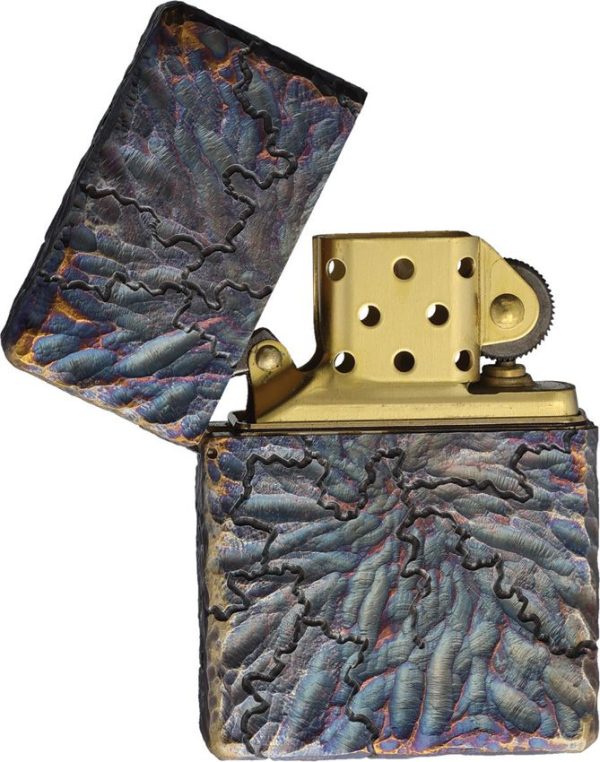 Ketuo Quake Lighter - Cracked Earth Finish Brass