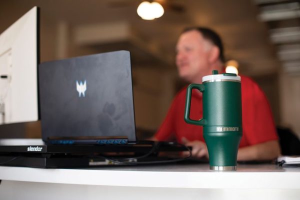 Mammoth Ascent Tumbler 40oz Dark Green Vacuum Insulated