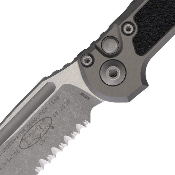 Microtech Auto LUDT GenIII Gray Apocalyptic Serrated