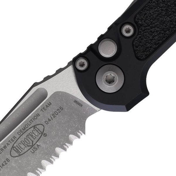 Microtech LUDT GenIII Black Apocalyptic Serrated