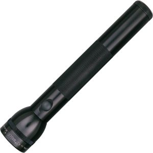 Mag-Lite Three D Cell Black Flashlight - 30,000 Candlepower