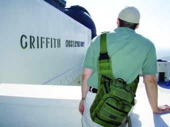 MX422B_add_01.jpg Maxpedition Lunada Gearslinger Black Tactical Shoulder Bag