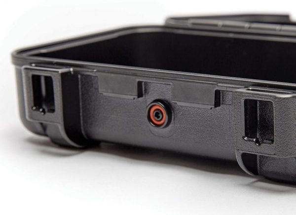 NANUK 225 Waterproof Case Black - 6.67in