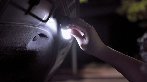 NexTool Thunder 6-in-1 Flashlight - 1000 Lumens Black