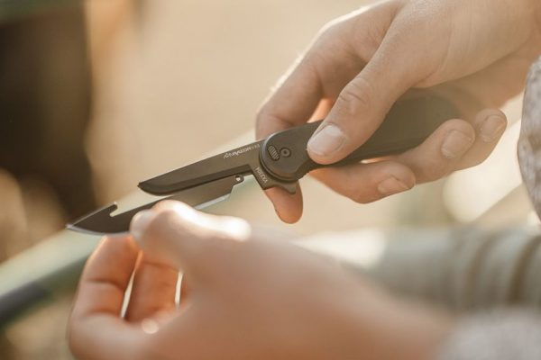 Outdoor Edge Razor VX3 Linerlock Black G10 Folding Knife