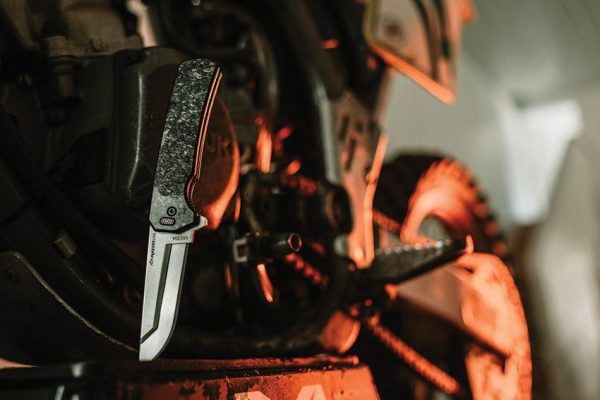 Outdoor Edge Razor VX5 Assisted Carbon Fiber