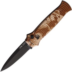 Piranha Auto Bodyguard Button Lock CPM S30V Camo