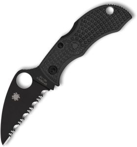 Spyderco Manbug Serrated Wharncliffe TiNi - Black