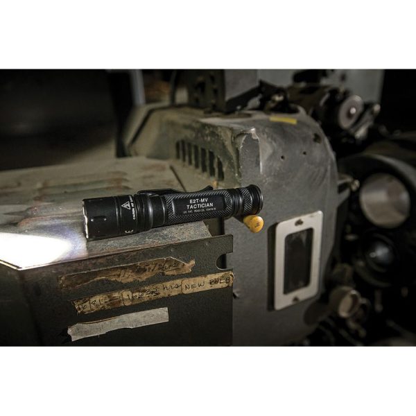 SFRE2TMV_add_02.jpg SureFire Tactician Flashlight - 800 Lumens MaxVision