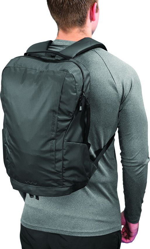 SOG Surrept/16 CS Daypack Black 16L