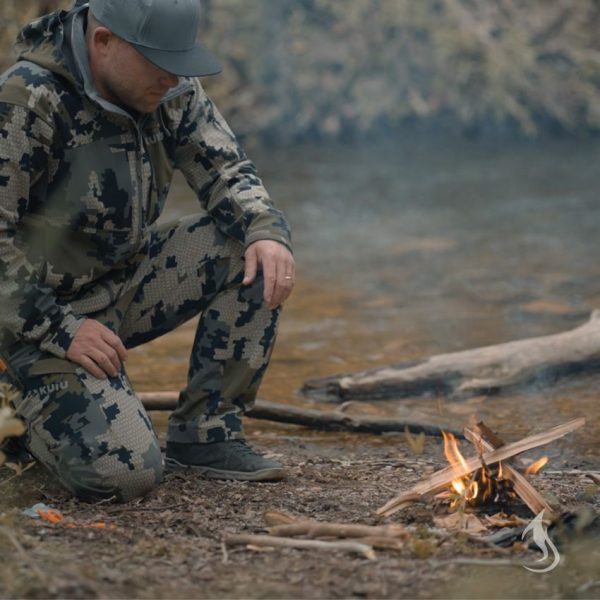 SOP215652_add_05.jpg Hell's Fire Ferro Fire Striker 3 inches - Stainless Paracord