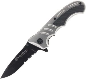 Smith & Wesson Extreme Ops Linerlock Gray Serrated