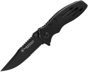 Smith & Wesson Extreme Ops Linerlock - Serrated