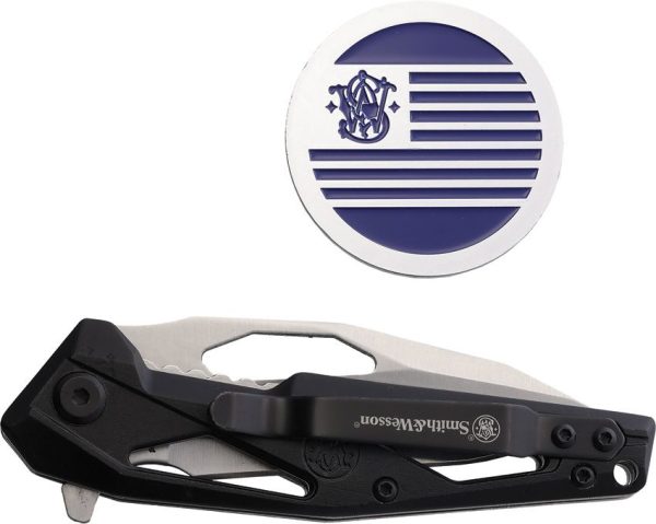Linerlock with Challenge Coin