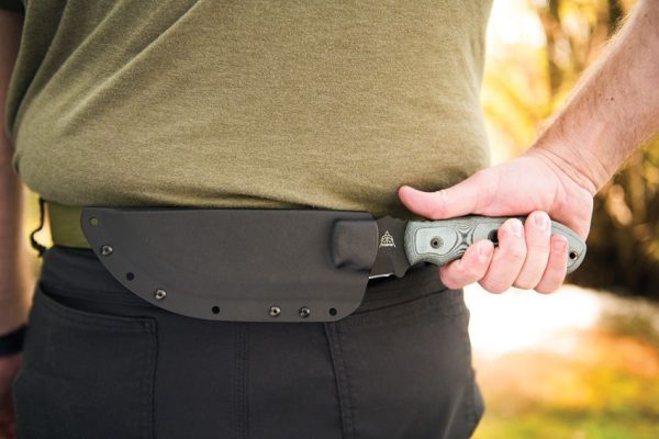 TOPS Tom Brown Tracker Fixed Blade 1095HC Black Kydex Sheath