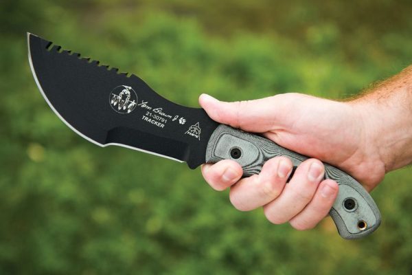 TOPS Tom Brown Tracker Fixed Blade 1095HC Black Kydex Sheath