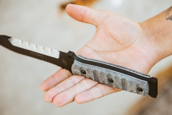 TOPS Pry Knife 1095 Carbon Steel Fixed Blade + Tool